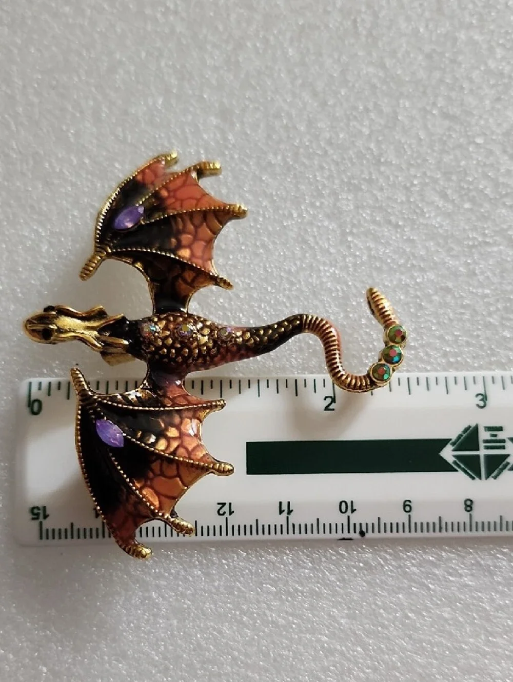 N/A elegant dragon